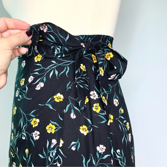 H&M Floral Wrap High-Low Midi Skirt - Picture 8 of 13